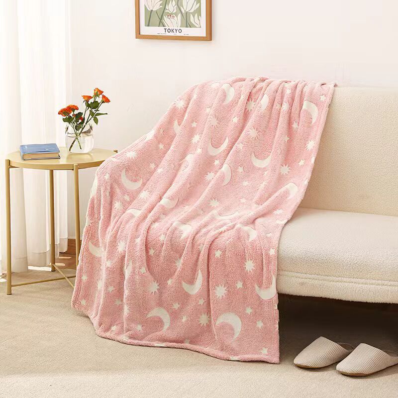 Kids glow-in-the-dark blanket — view 5